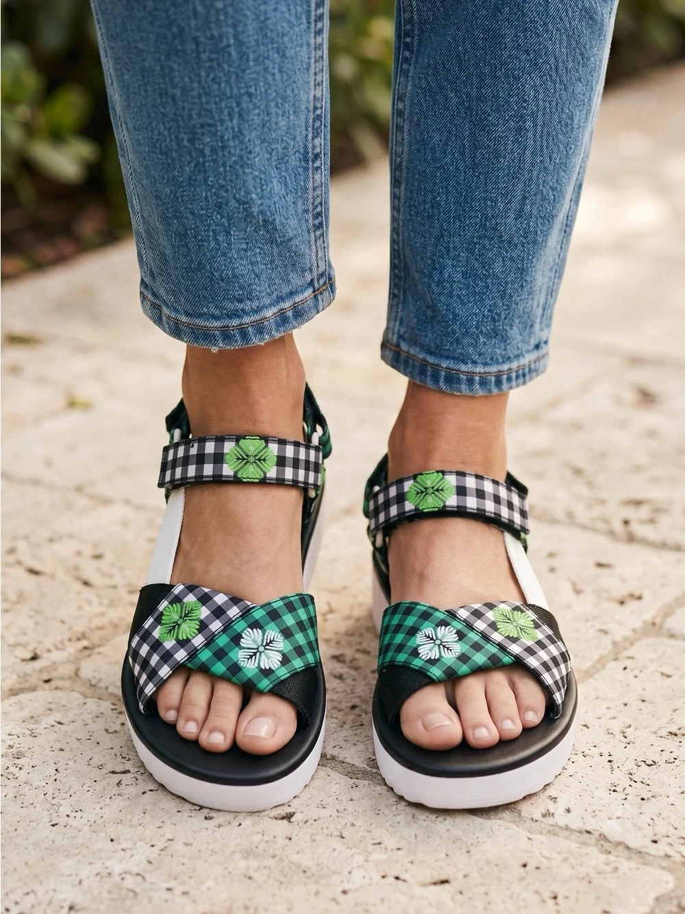 kate spade - Sz 5 - Black Sandals with Green Gingham & Floral Appliqués